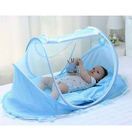 moises color celeste